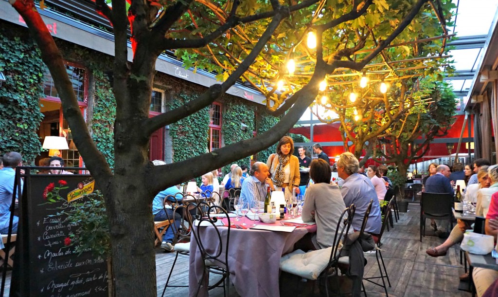 Chez Clément courtyard