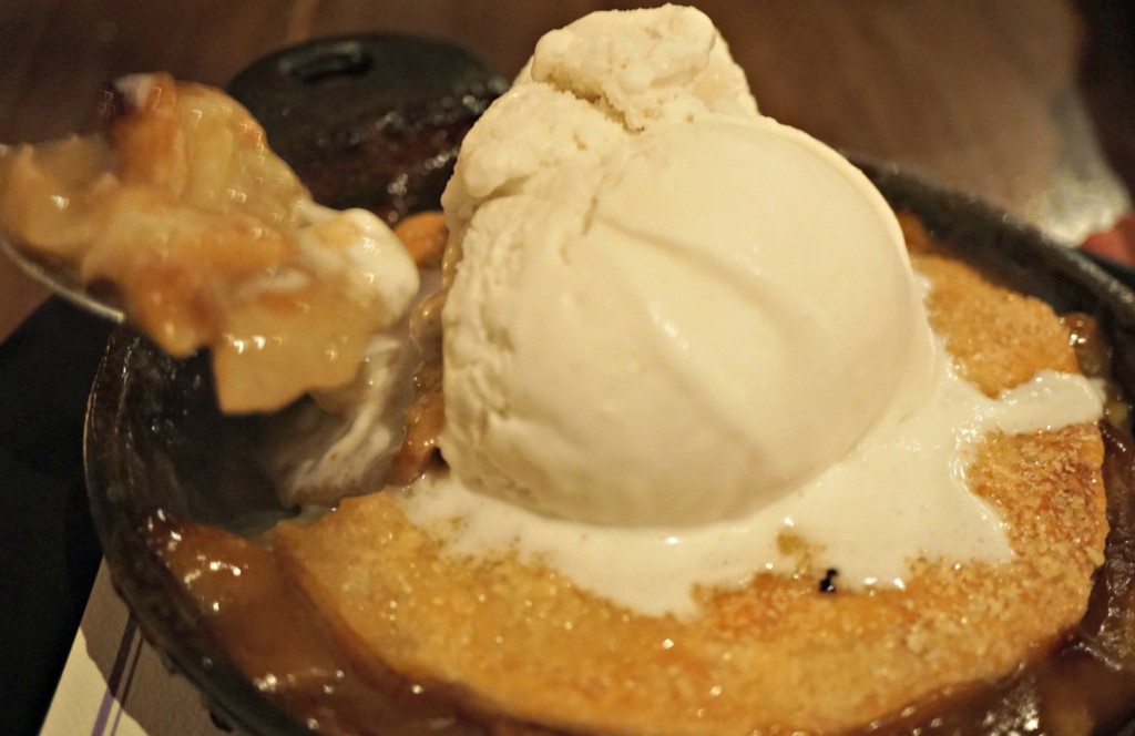 Pear Cobbler Gracias Madre - Restaurants in Los Angeles