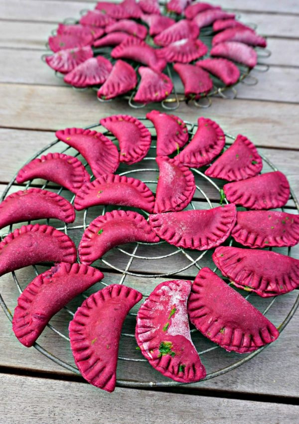 Fresh Red Beet Pasta BELGIAN FOODIE