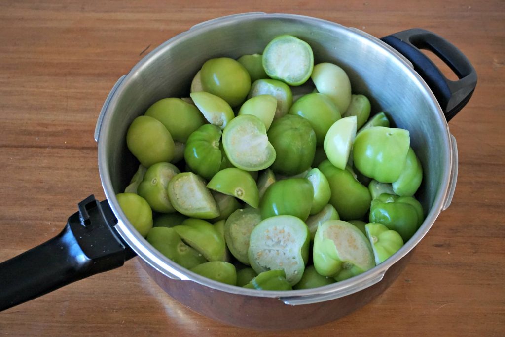 Tantalizing Tomatillo Jalapeño Jam BELGIAN FOODIE