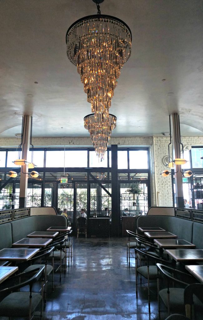 Restaurants in Los Angeles - Gwen dining room