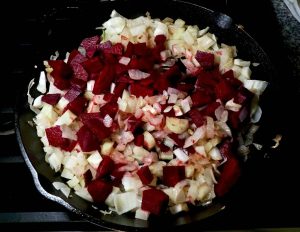 Beets Fennel Onion Pan Cooking